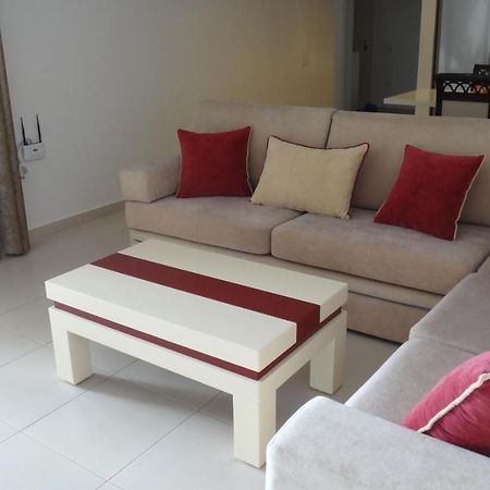סרנדה Apartments In White Residence מראה חיצוני תמונה
