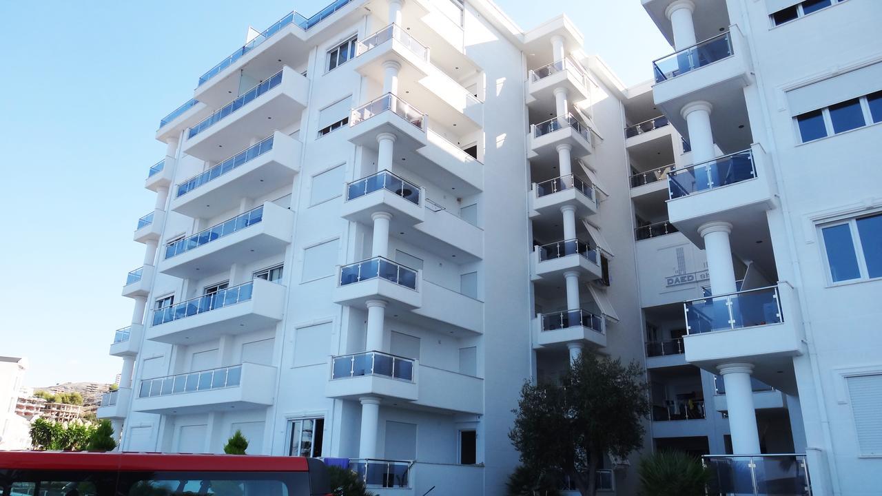 סרנדה Apartments In White Residence מראה חיצוני תמונה