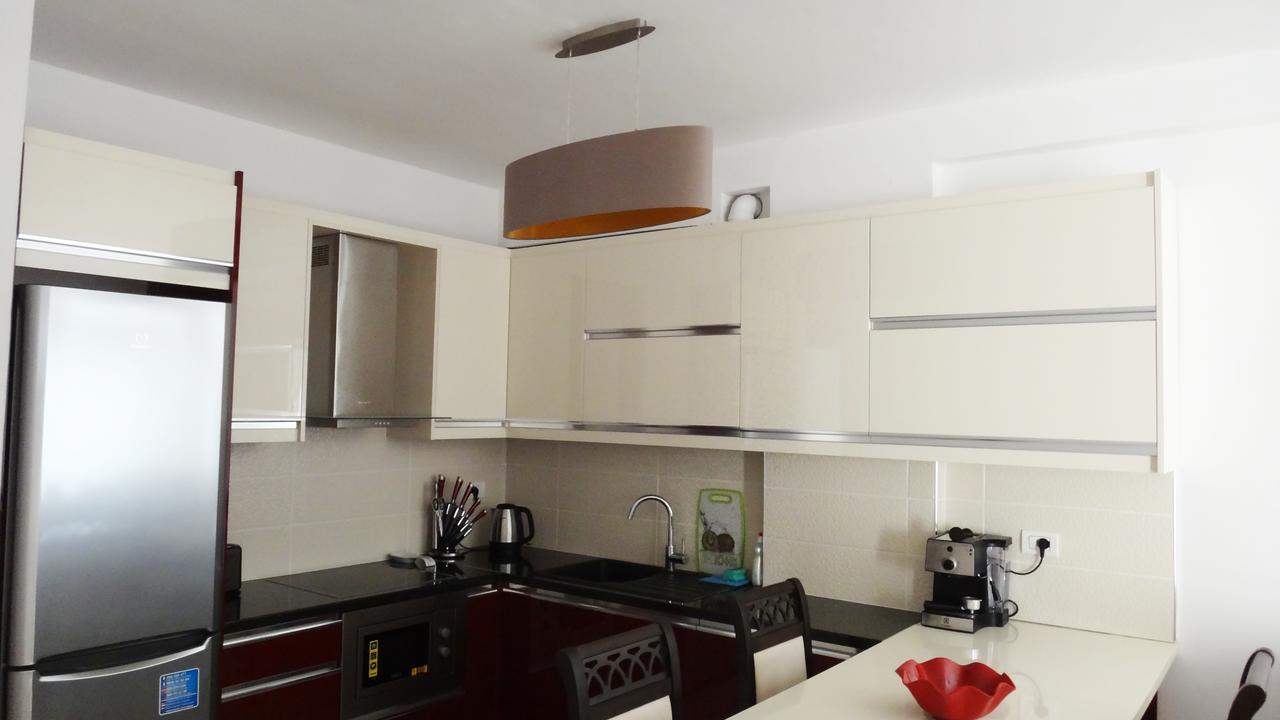 סרנדה Apartments In White Residence מראה חיצוני תמונה