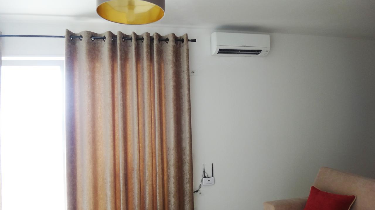 סרנדה Apartments In White Residence מראה חיצוני תמונה