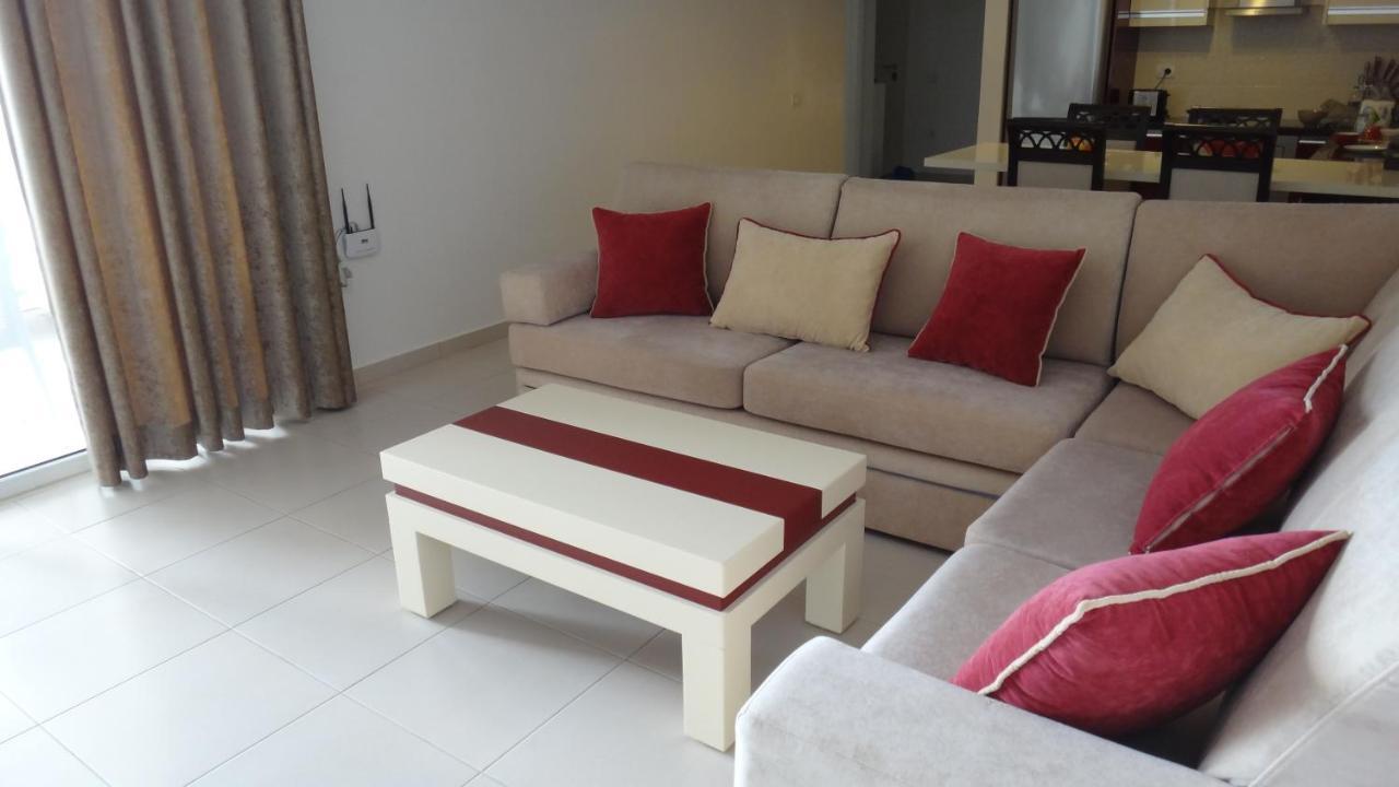 סרנדה Apartments In White Residence מראה חיצוני תמונה